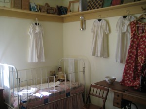 Child's room, Gifford Homestead