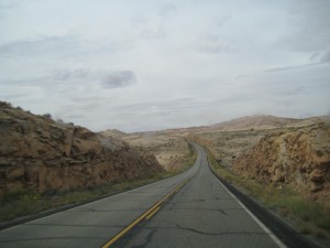 Highway from Bluff to Goosenecks State Park
