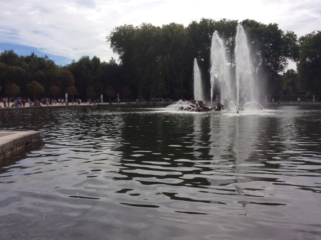 Apollo Fountain at day's end